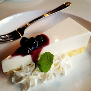 8va.レアチーズケーキ.jpg