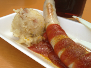 オクトーバー2012ベルリンカレーソーセージ.jpg