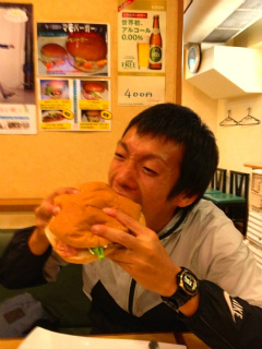 マモサンマモバーガー4.jpg